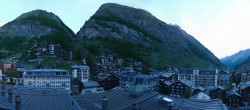 Archiv Foto Webcam Panorama Zermatterhof 05:00