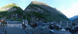 Archiv Foto Webcam Panorama Zermatterhof 06:00