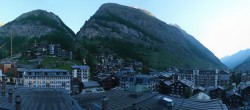 Archiv Foto Webcam Panorama Zermatterhof 05:00
