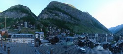 Archiv Foto Webcam Panorama Zermatterhof 05:00