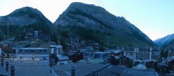 Archiv Foto Webcam Panorama Zermatterhof 19:00