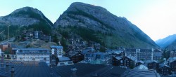Archiv Foto Webcam Panorama Zermatterhof 05:00