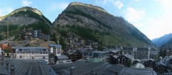 Archiv Foto Webcam Panorama Zermatterhof 06:00