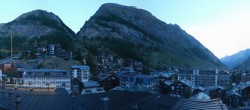 Archiv Foto Webcam Panorama Zermatterhof 05:00