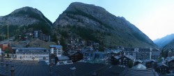 Archiv Foto Webcam Panorama Zermatterhof 05:00