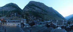 Archiv Foto Webcam Panorama Zermatterhof 05:00