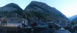 Archiv Foto Webcam Panorama Zermatterhof 05:00