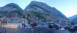 Archiv Foto Webcam Panorama Zermatterhof 05:00