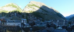 Archiv Foto Webcam Panorama Zermatterhof 07:00
