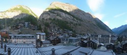 Archiv Foto Webcam Panorama Zermatterhof 07:00