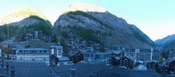 Archiv Foto Webcam Panorama Zermatterhof 07:00