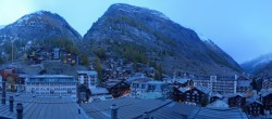 Archiv Foto Webcam Panorama Zermatterhof 17:00