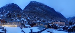Archiv Foto Webcam Panorama Zermatterhof 16:00