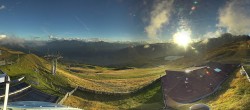 Archiv Foto Webcam Lienz: Panorama Zettersfeld 19:00