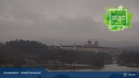 Archived image Webcam View Danube and Abbey Melk 03:00