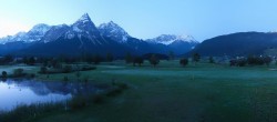 Archived image Webcam Ehrwald-Lermoos: Golf Club Zugspitze 05:00