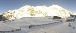 Archiv Foto Webcam Oberiss Alm im Stubaier Oberbergtal 09:00