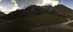 Archiv Foto Webcam Oberiss Alm im Stubaier Oberbergtal 17:00