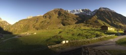 Archiv Foto Webcam Oberiss Alm im Stubaier Oberbergtal 05:00
