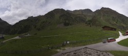 Archiv Foto Webcam Oberiss Alm im Stubaier Oberbergtal 11:00