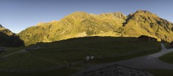 Archiv Foto Webcam Oberiss Alm im Stubaier Oberbergtal 08:00