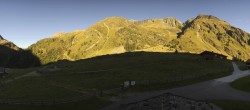 Archiv Foto Webcam Oberiss Alm im Stubaier Oberbergtal 08:00