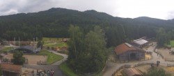 Archiv Foto Webcam Henndorf am Wallersee - Gut Aiderbichl 13:00