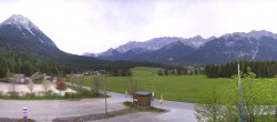 Archiv Foto Webcam Leutasch Moos - Rödlach Parkplatz 10:00