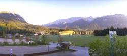 Archiv Foto Webcam Leutasch Moos - Rödlach Parkplatz 05:00