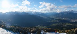 Archiv Foto Webcam Patscherkofel - Blick auf Innsbruck 15:00