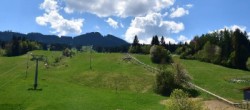 Archived image Webcam Nesselwang - Alpspitzbahn Base Station 11:00
