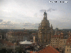 Archiv Foto Webcam Dresden - Frauenkirche und Neumarkt 17:00