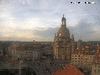 Archiv Foto Webcam Dresden - Frauenkirche und Neumarkt 17:00