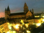 Archived image Webcam Mainz - Market and Cathedral 05:00