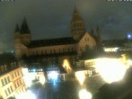 Archived image Webcam Mainz - Market and Cathedral 02:00