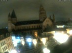 Archived image Webcam Mainz - Market and Cathedral 02:00