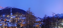 Archiv Foto Webcam Saas Fee: Blick in den Ortskern 05:00