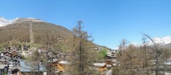 Archiv Foto Webcam Saas Fee: Blick in den Ortskern 11:00
