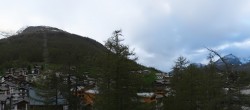 Archiv Foto Webcam Saas Fee: Blick in den Ortskern 06:00
