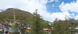 Archiv Foto Webcam Saas Fee: Blick in den Ortskern 11:00