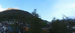 Archiv Foto Webcam Saas Fee: Blick in den Ortskern 06:00