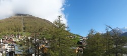 Archiv Foto Webcam Saas Fee: Blick in den Ortskern 07:00