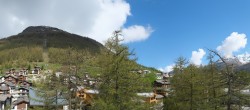 Archiv Foto Webcam Saas Fee: Blick in den Ortskern 09:00