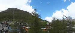 Archiv Foto Webcam Saas Fee: Blick in den Ortskern 11:00