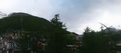 Archiv Foto Webcam Saas Fee: Blick in den Ortskern 06:00