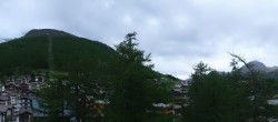 Archiv Foto Webcam Saas Fee: Blick in den Ortskern 19:00