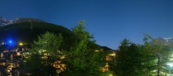 Archiv Foto Webcam Saas Fee: Blick in den Ortskern 01:00