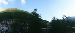 Archiv Foto Webcam Saas Fee: Blick in den Ortskern 06:00