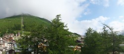 Archiv Foto Webcam Saas Fee: Blick in den Ortskern 07:00