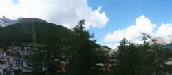 Archiv Foto Webcam Saas Fee: Blick in den Ortskern 15:00